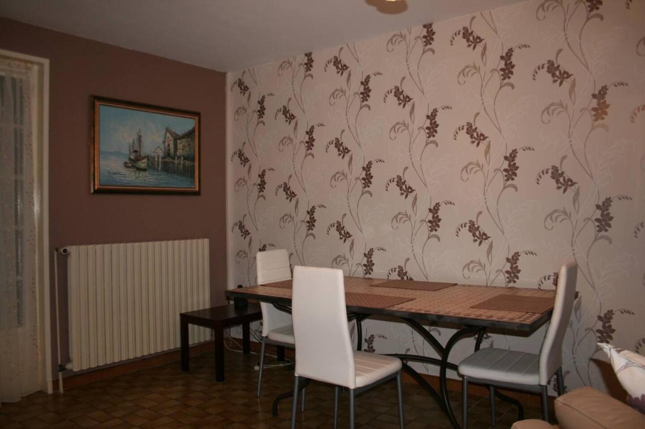 1 Bedroom House 20Min Walk To Centre In Турню Екстериор снимка