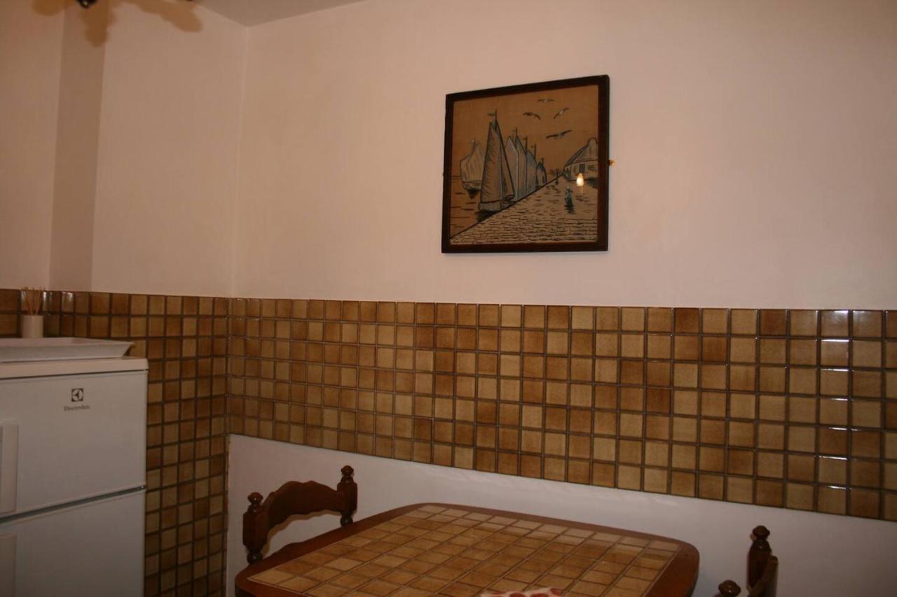 1 Bedroom House 20Min Walk To Centre In Турню Екстериор снимка